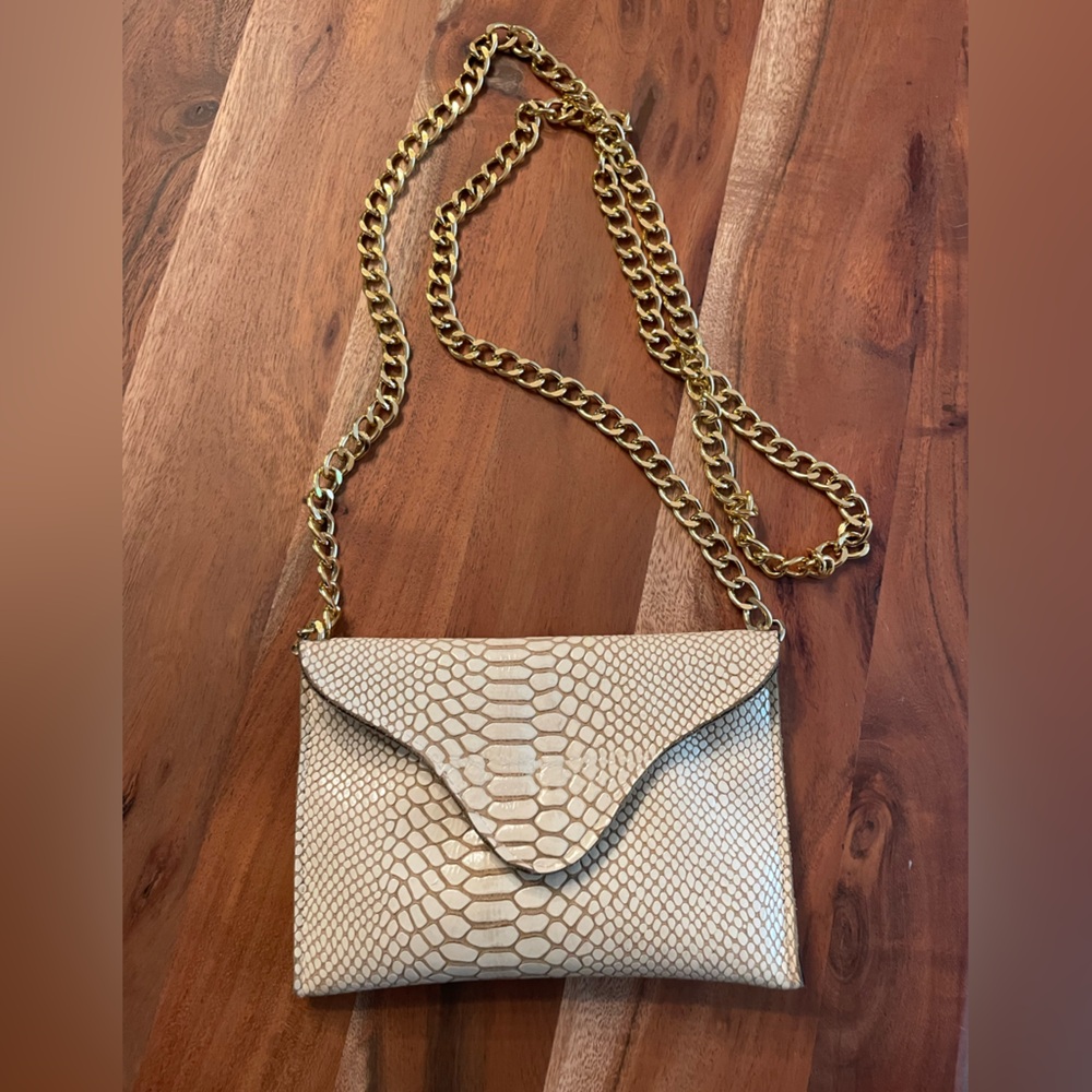 JJ Winters leather embossed cross body bag